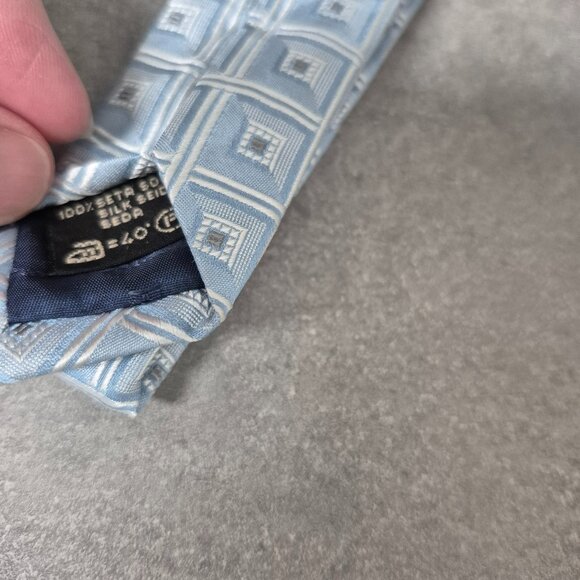Ermenegildo Zegna 100% Silk Light Blue Geometric Pattern Tie - Picture 2 of 6